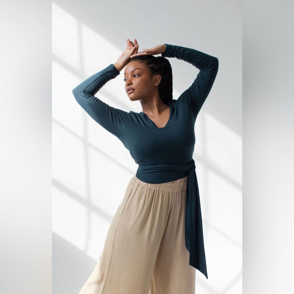 Savvi Riley Wrap Top - Picture 6 of 12
